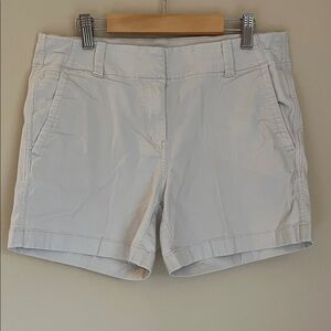 Vineyard Vines Women's Light tan Shorts